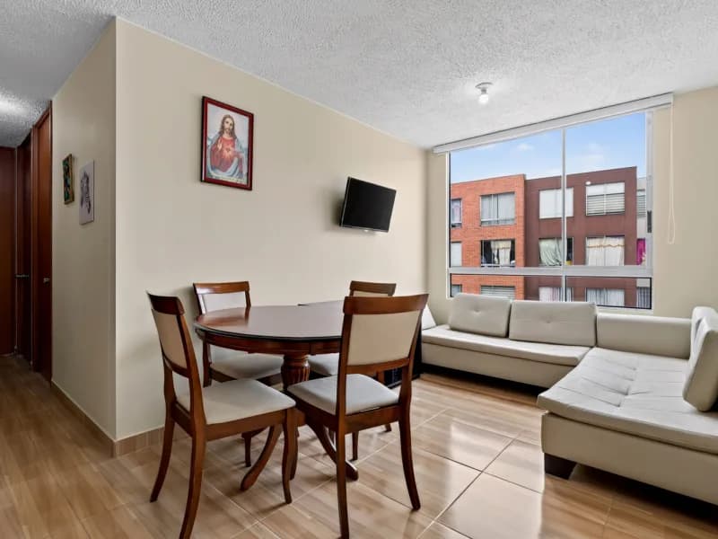 Apartamento en venta en Compartir-Suba, Bogotá sala